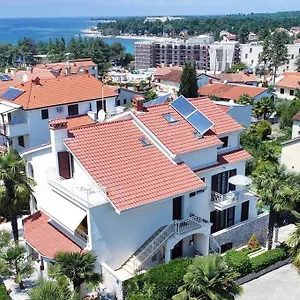 Mina , Poreč Kroatien